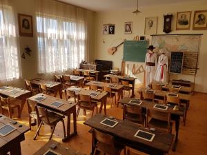 UČILNICA V BRIHTNI GLAVI